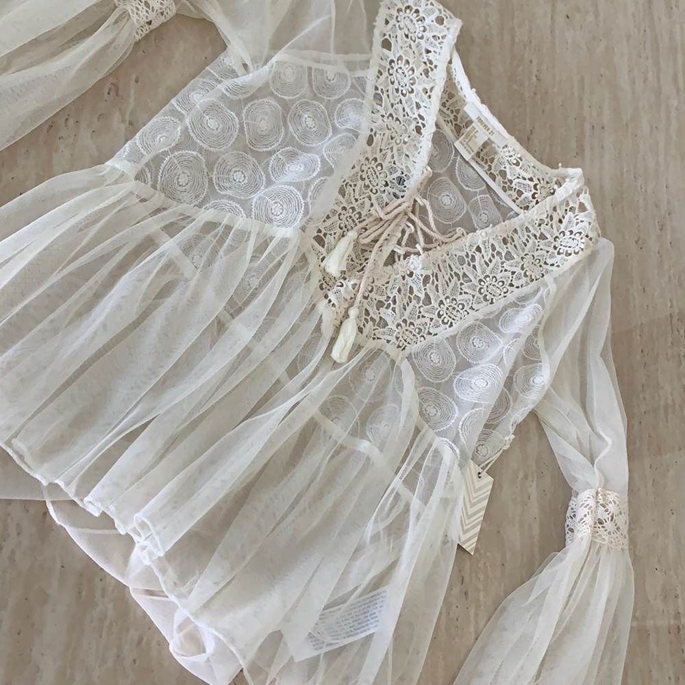 Long sleeve lace boho top never worn